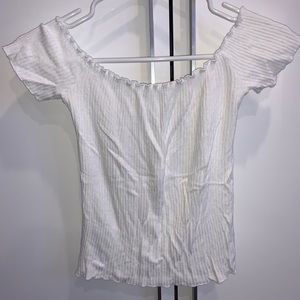 Brandy Melville shirt